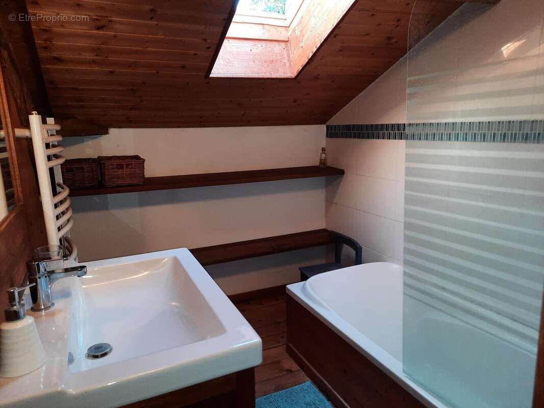 Appartement à SAINT-COLOMB-DE-LAUZUN