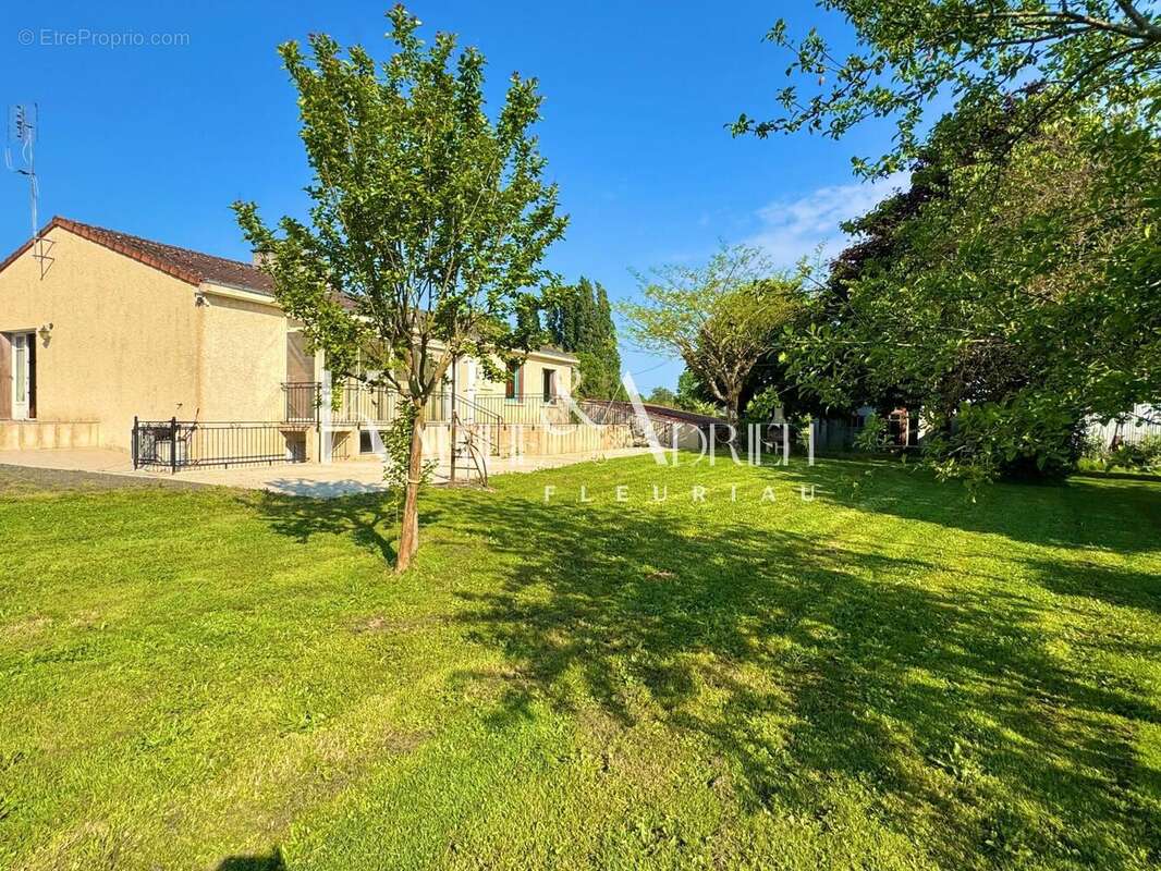 Photo 3 - Maison à FOUSSAIS-PAYRE