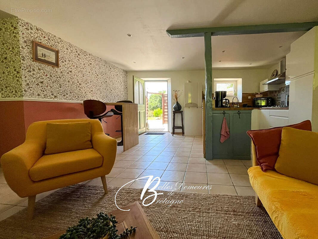 Maison à CORLAY