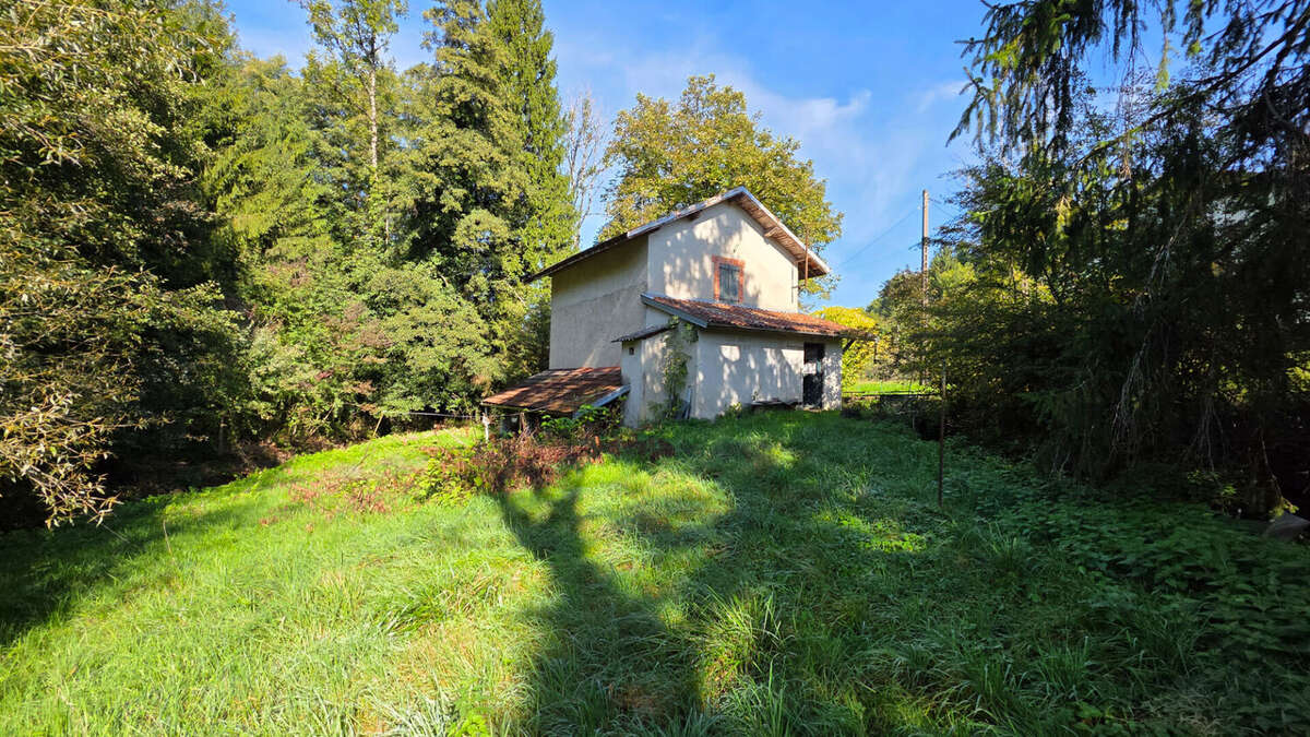Maison à CONDAMINE