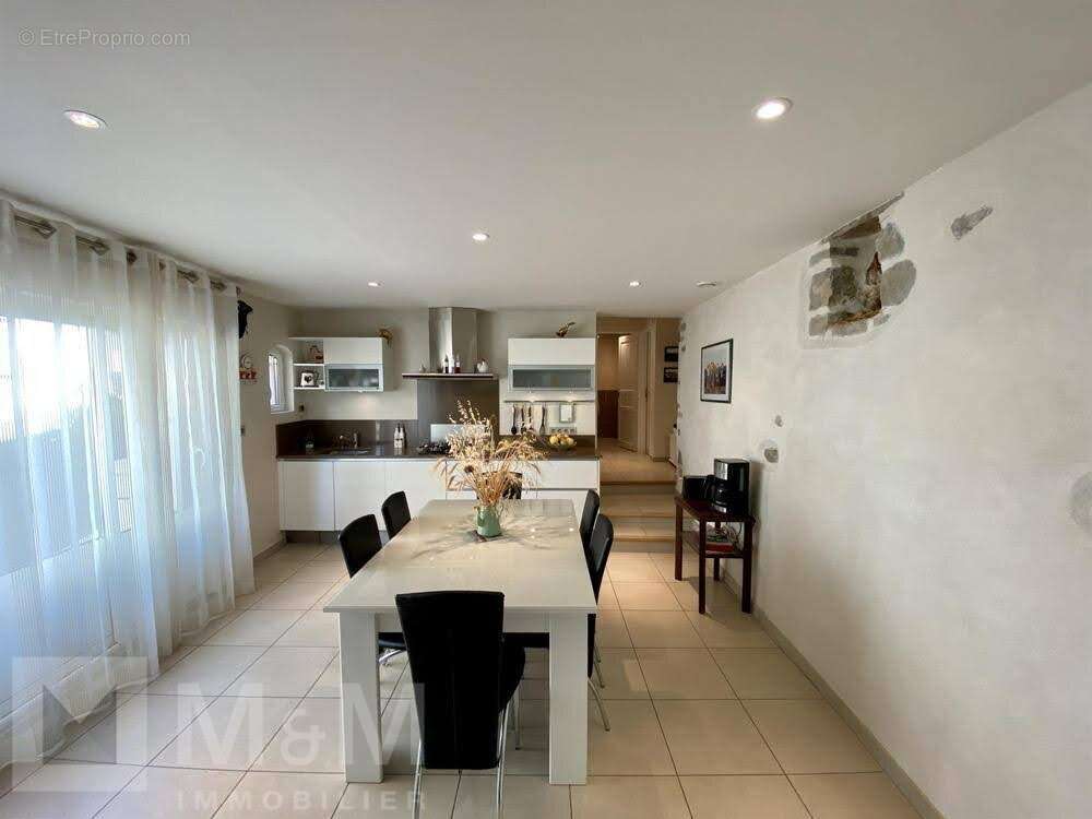 Maison à LUC-SUR-AUDE