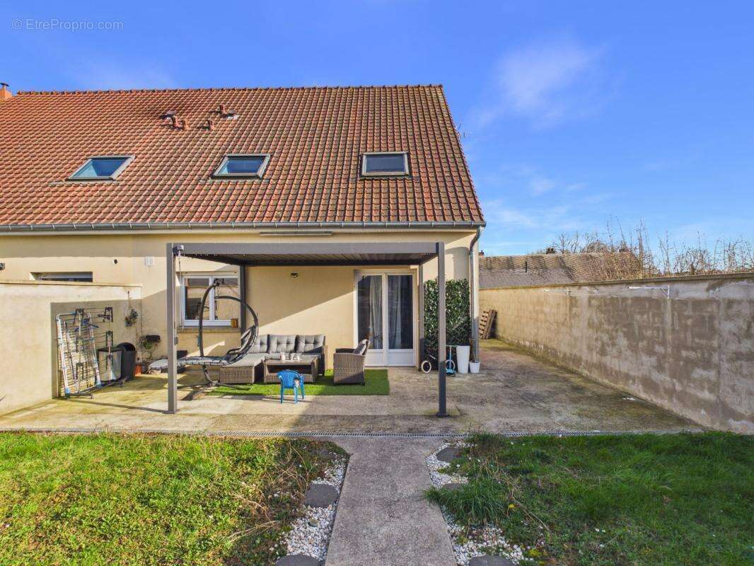 Maison à MONTDIDIER