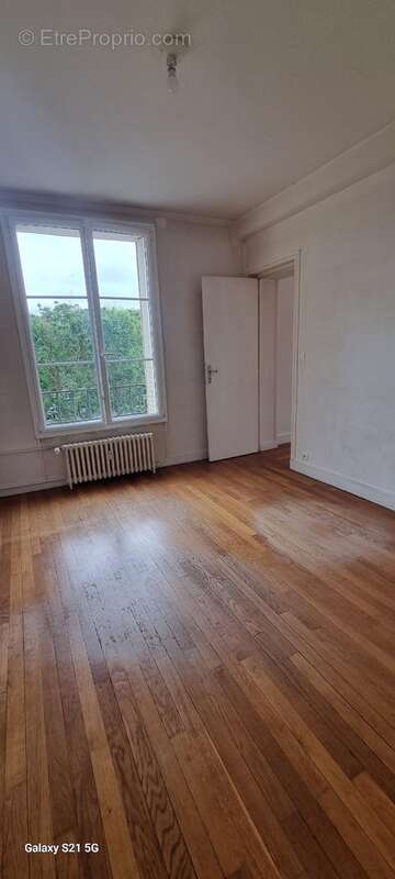 Appartement 82 m² à Mantes-La-Jolie  - photo 4