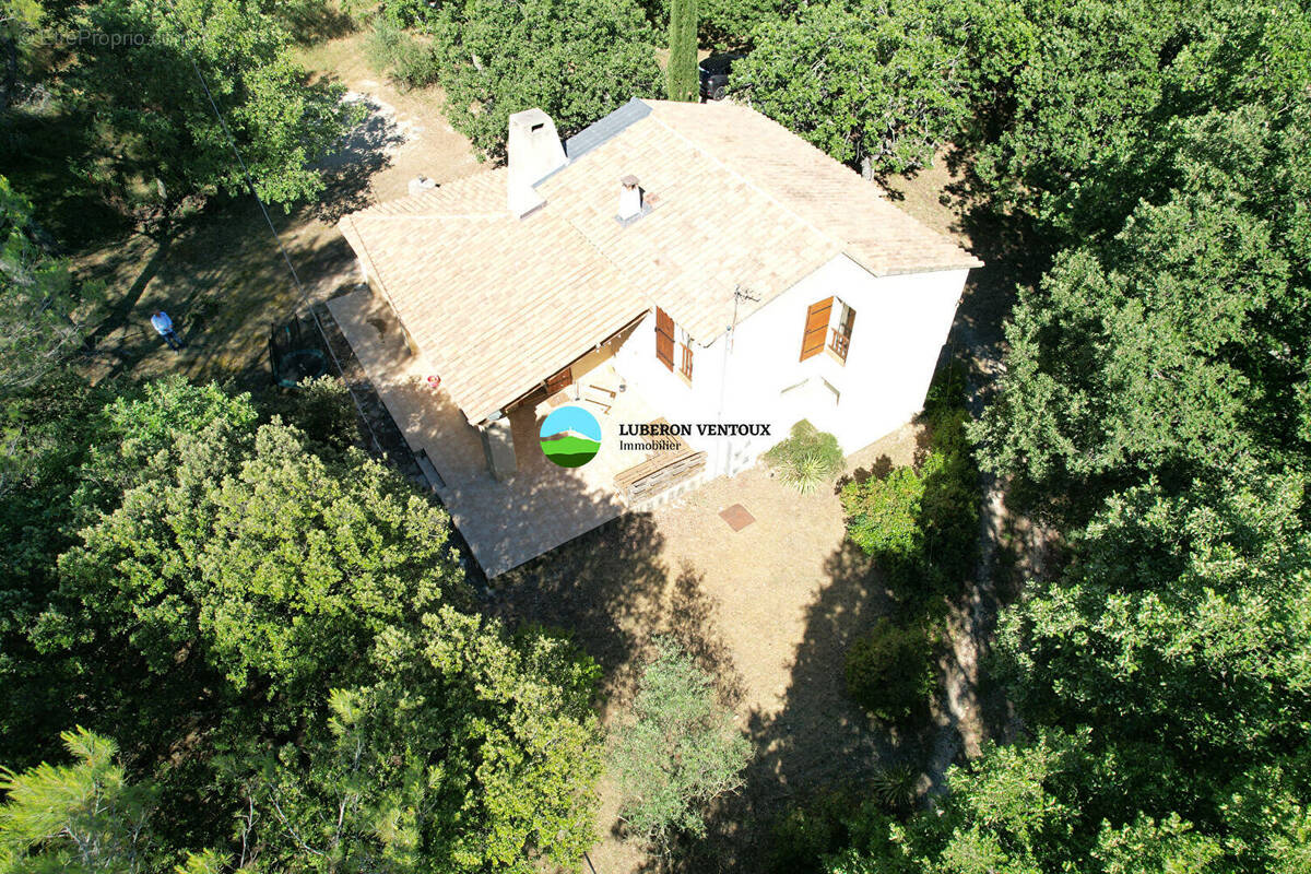 Maison à MAZAN