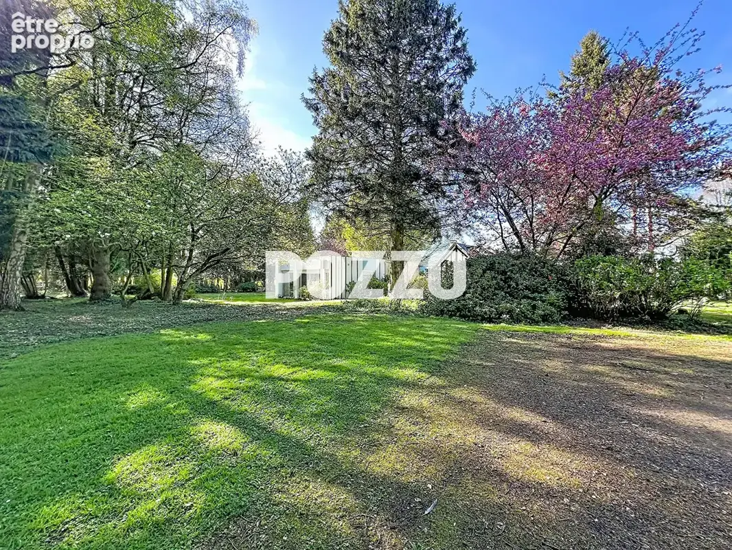 A Vendre_ Secteur Pont-l'Évêque ? Demeure de 250 m² avec piscine chauffée au calme absolu - photo 18
