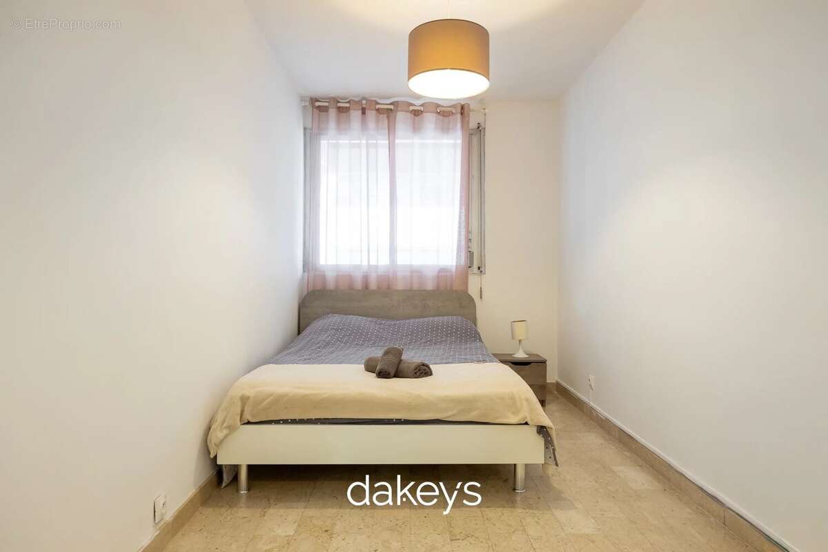 Appartement à MARSEILLE-7E