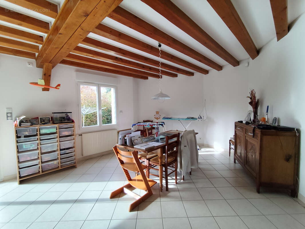 Maison à NOUAILLE-MAUPERTUIS