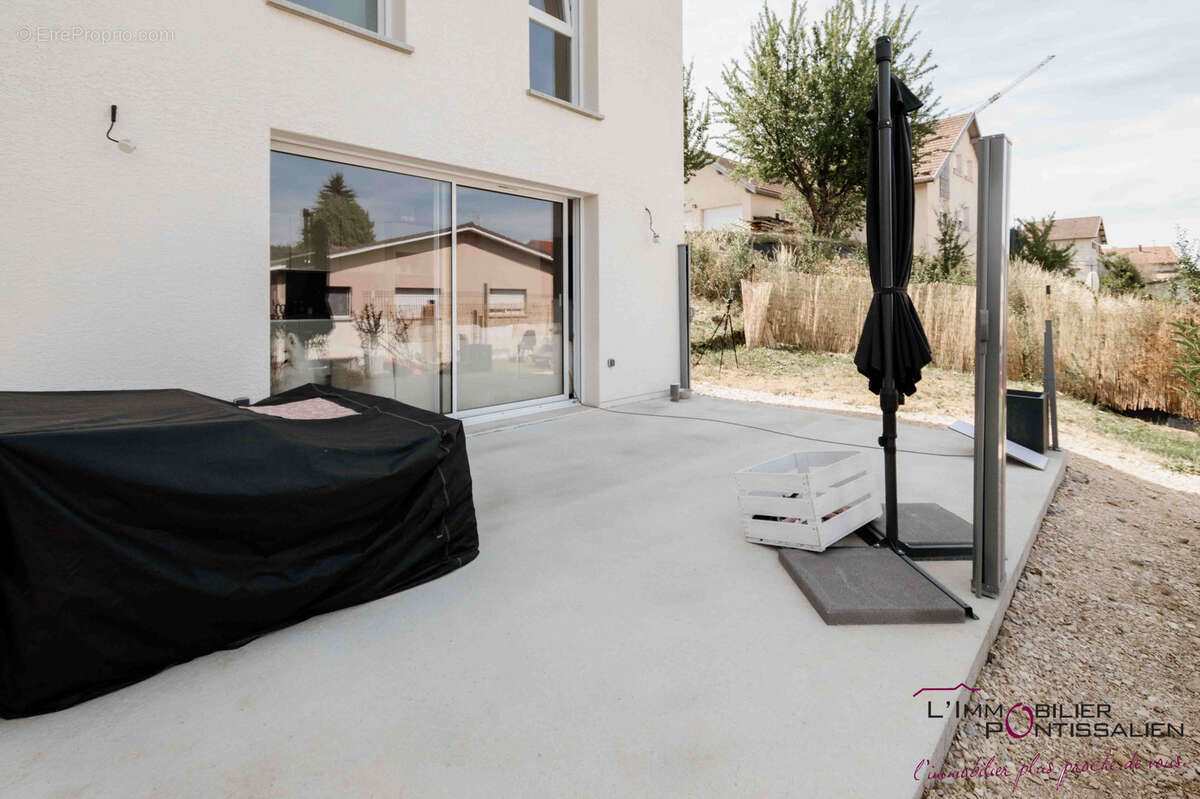 T2 à labergement sainte marie avec terrasse et terrain de 200 m2. - photo 7
