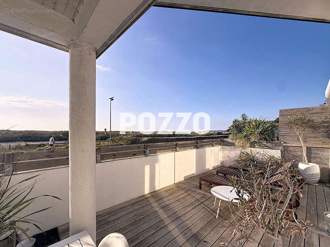 Appartement à SAINT-PAIR-SUR-MER