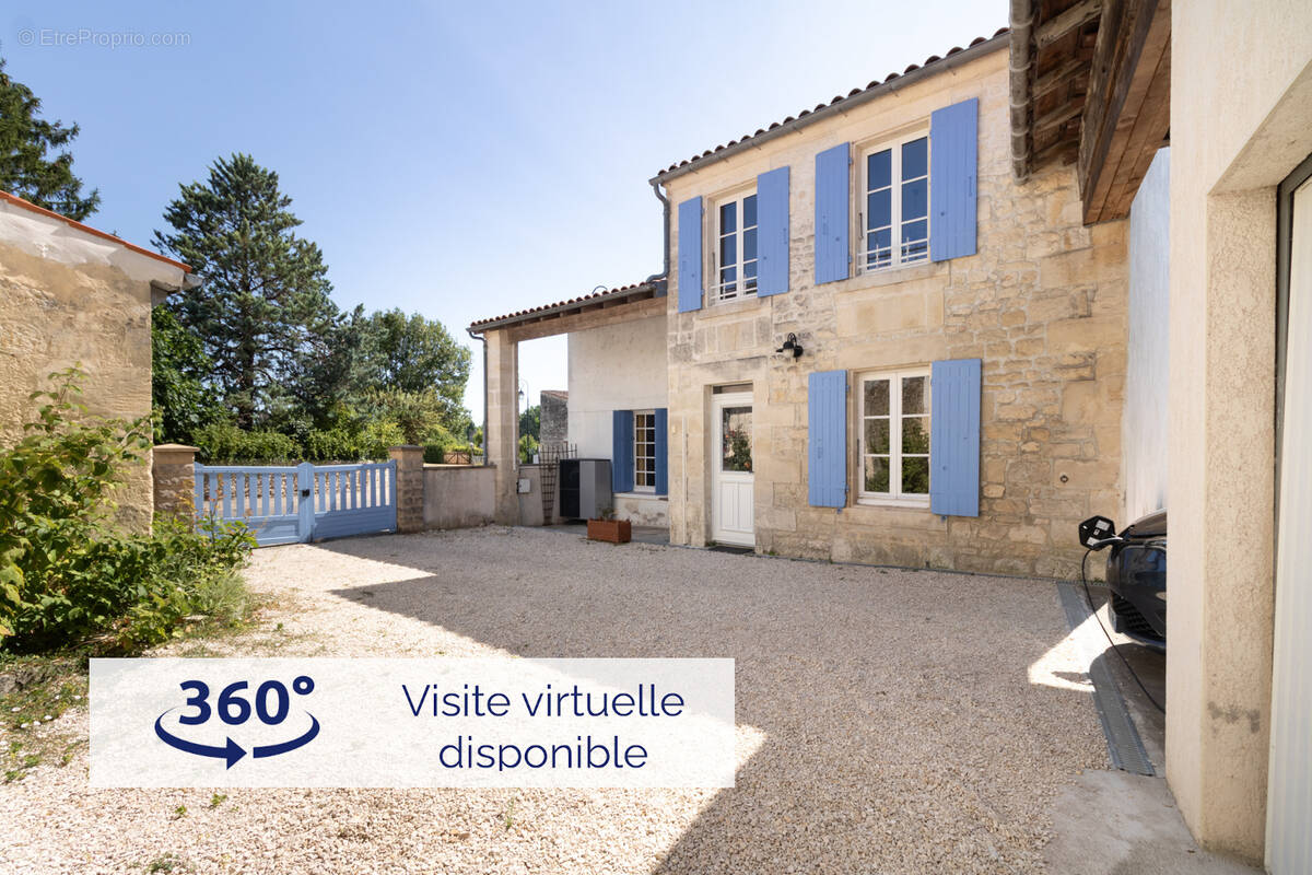 Maison à SAINT-SAVINIEN