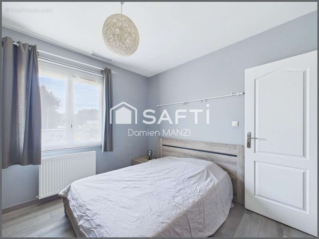 Maison 101 m² à Mios  - photo 7