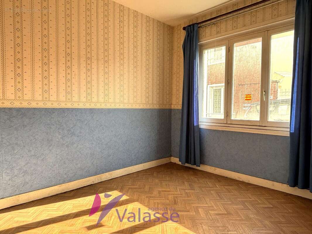 Appartement à LILLEBONNE