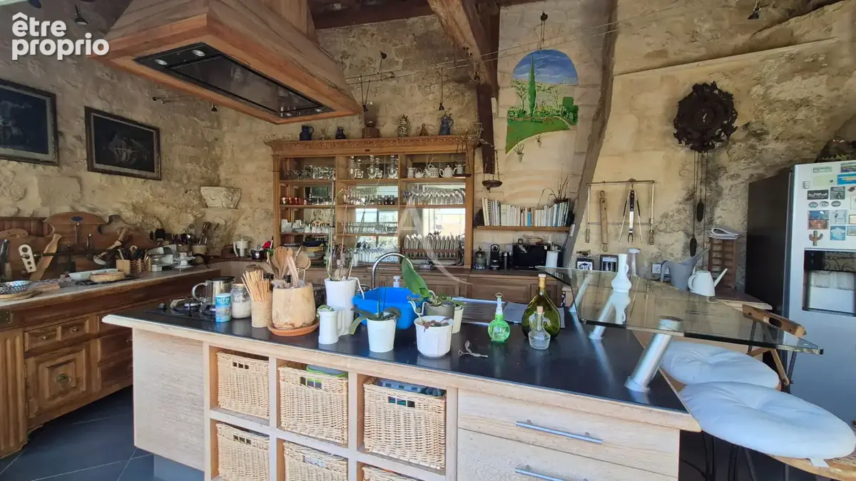 Maison de prestige à Saintes 12 pièces - photo 12