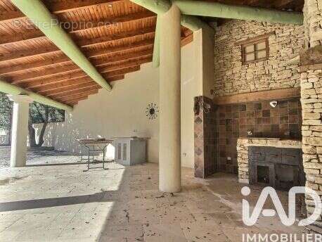 Photo 8 - Maison à PERNES-LES-FONTAINES