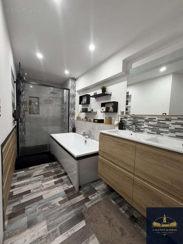 Appartement à SAINT-LAURENT-BLANGY