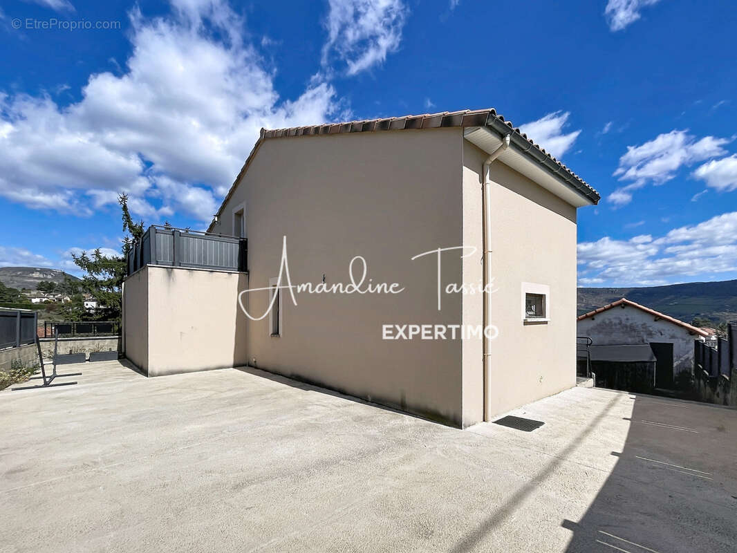Sur les hauteurs de Millau, villa de 148m2 avec piscine et terrain de 715m2 - photo 19