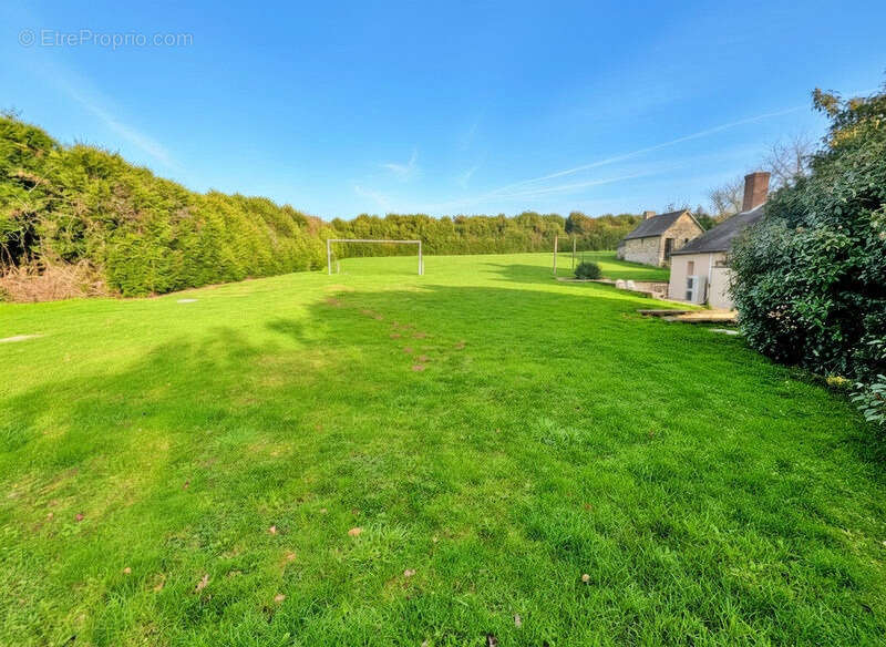 Maison à LA CHAPELLE-JANSON