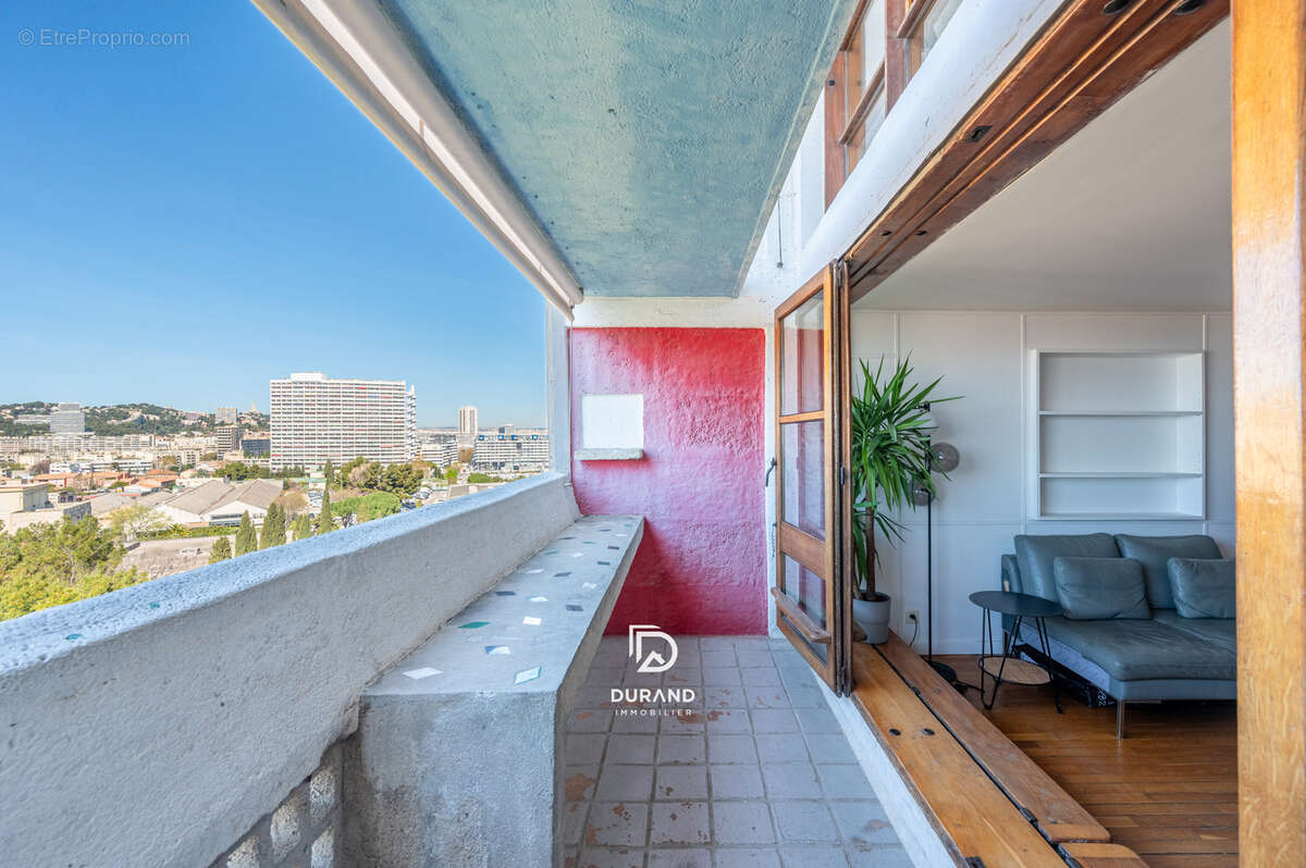 Appartement à MARSEILLE-8E