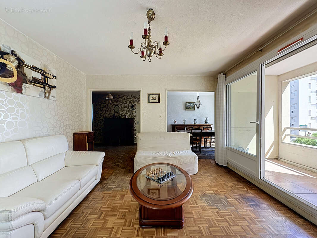 Appartement à LYON-5E