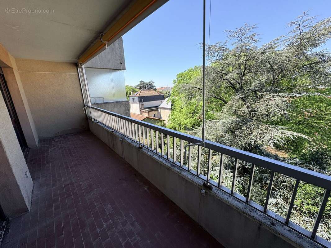 Appartement à ROMANS-SUR-ISERE