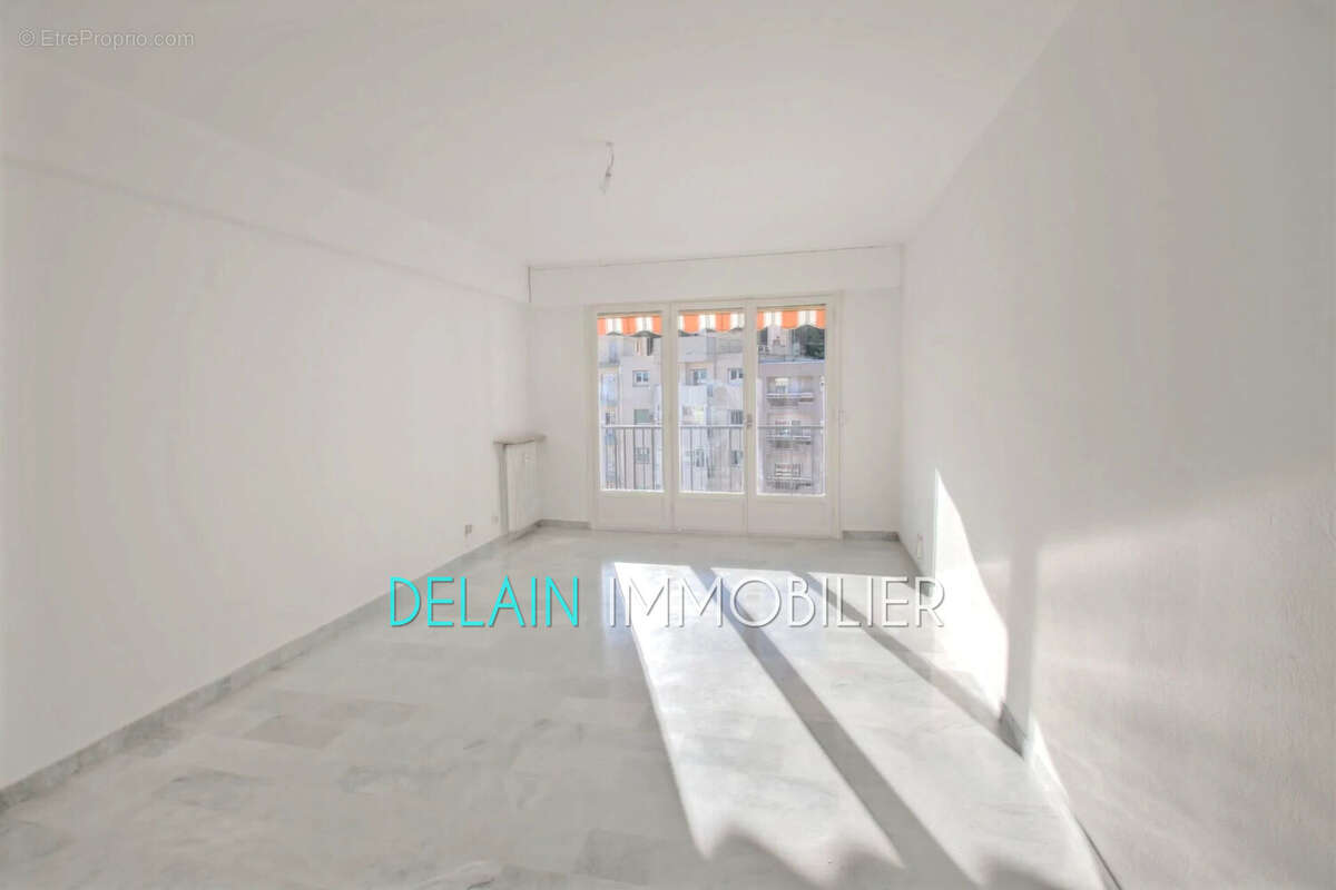 Appartement à CAGNES-SUR-MER