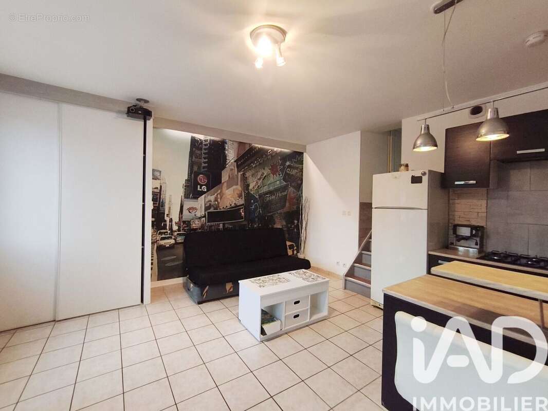 Appartement 47 m² à Saint-Etienne  - photo 6