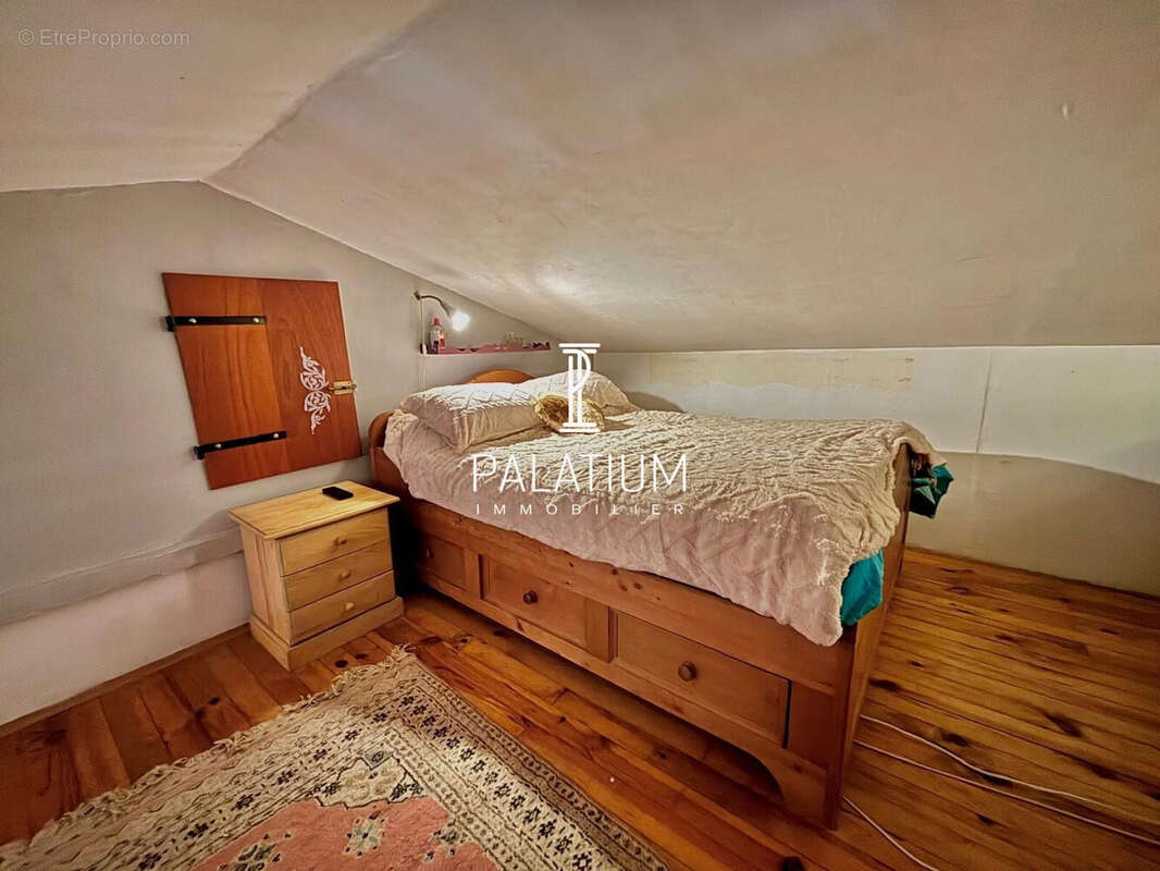 Appartement à GRIMAUD