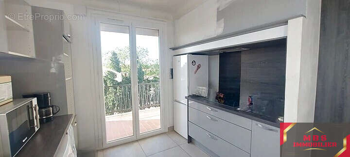 Appartement à SAINT-ESTEVE