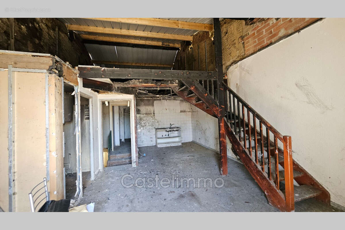 Maison à SAINT-PORQUIER