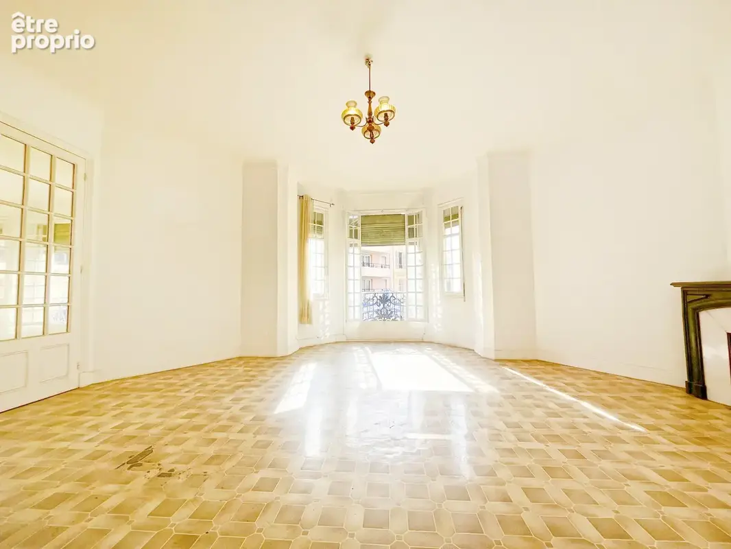 Appartement 4 pièces 114 m² à vendre à Nice (06000) - photo 2