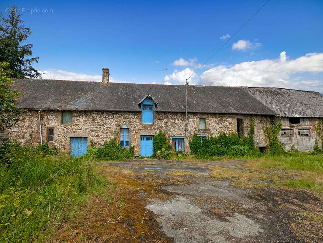 A vendre  - Maison en Pierres 200m² A RENOVER - VAL COUESNON (35460) - photo 14