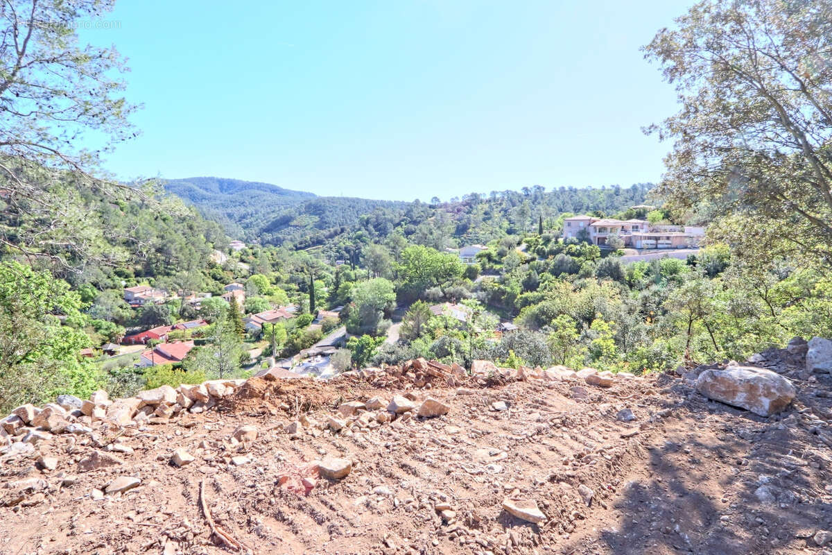 Terrain à BELGENTIER