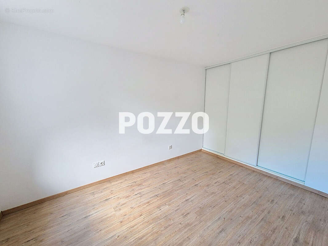 Appartement à FLEURY-SUR-ORNE