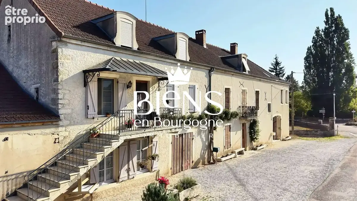 Maison à NOLAY