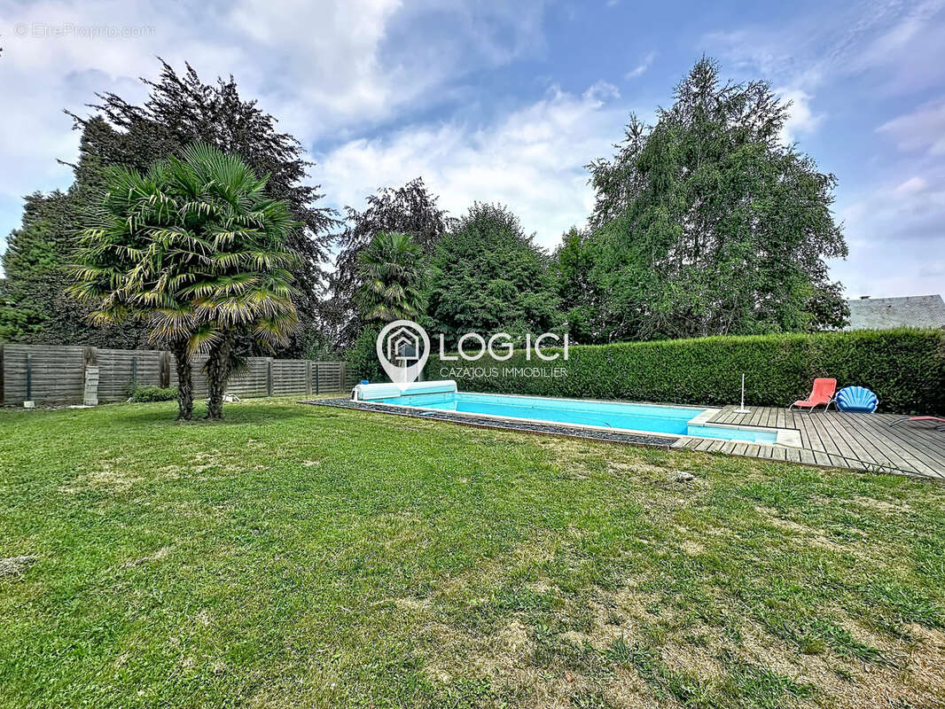 LESTELLE-BETHARRAM - Vente Maison familiale 4 chambres avec piscine et double garage - photo 6