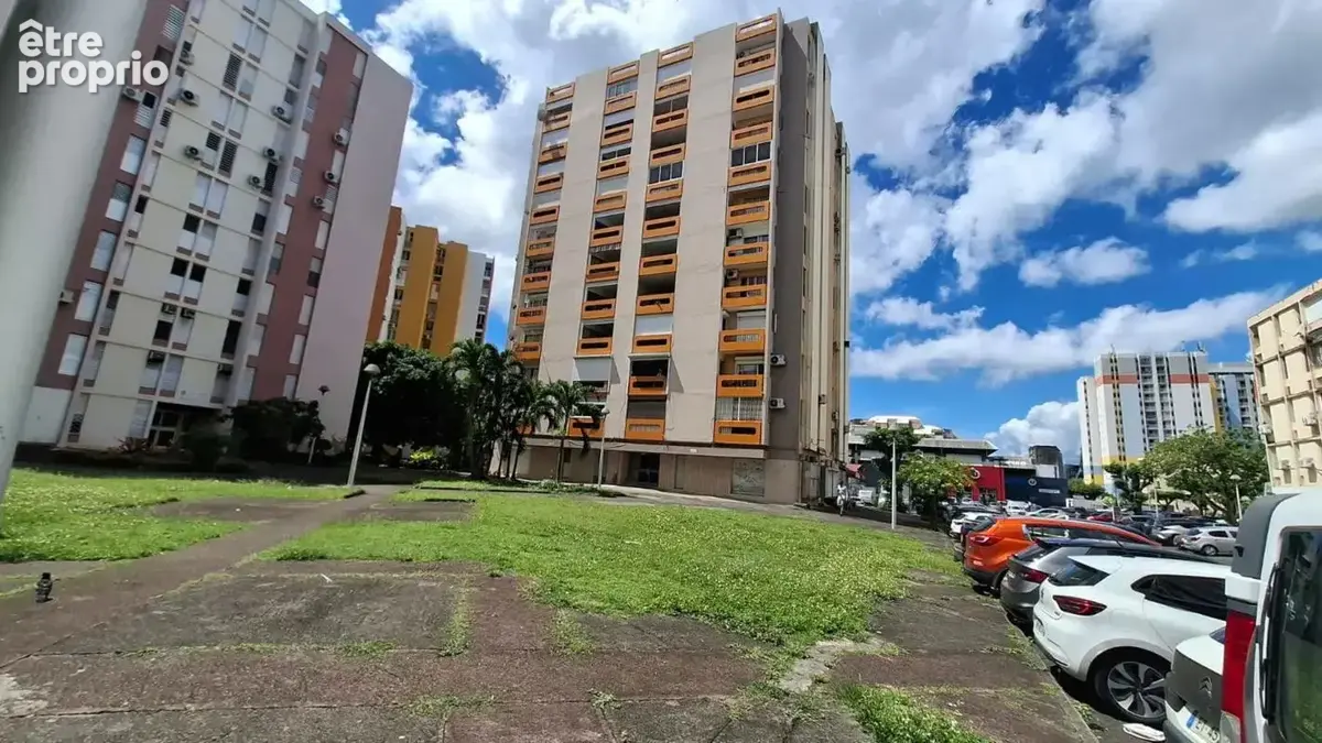 Appartement à POINTE-A-PITRE