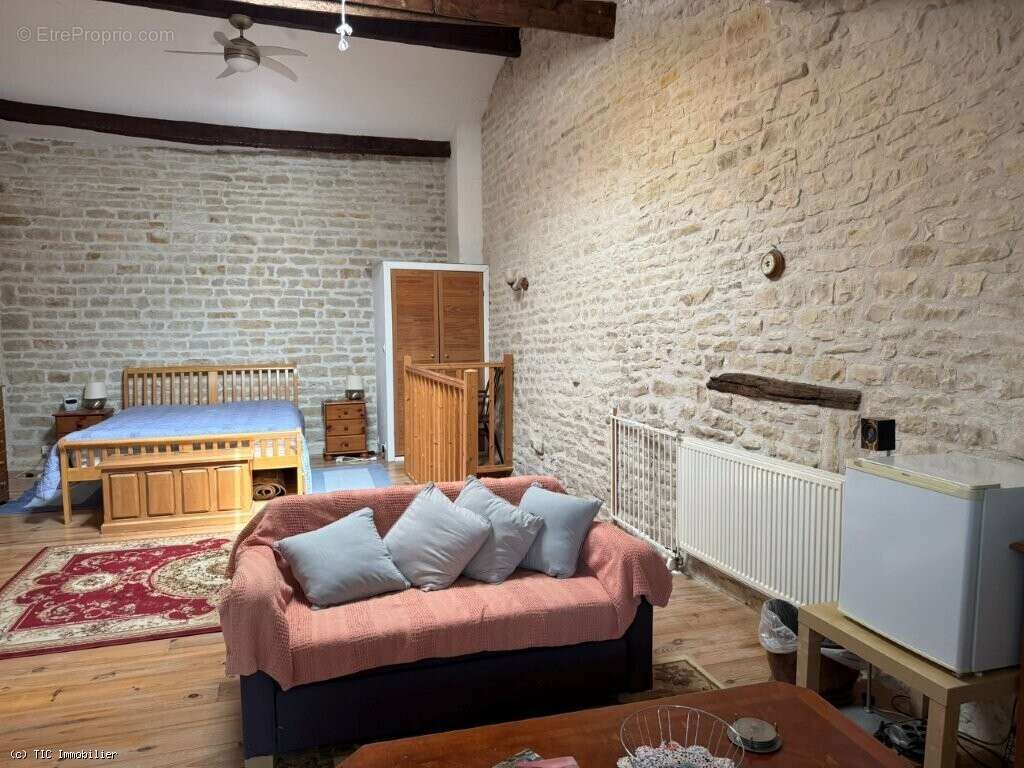 Maison de Campagne Avec 4 Chambres à Loubille - Exclusif à TIC IMMOBILER - photo 10