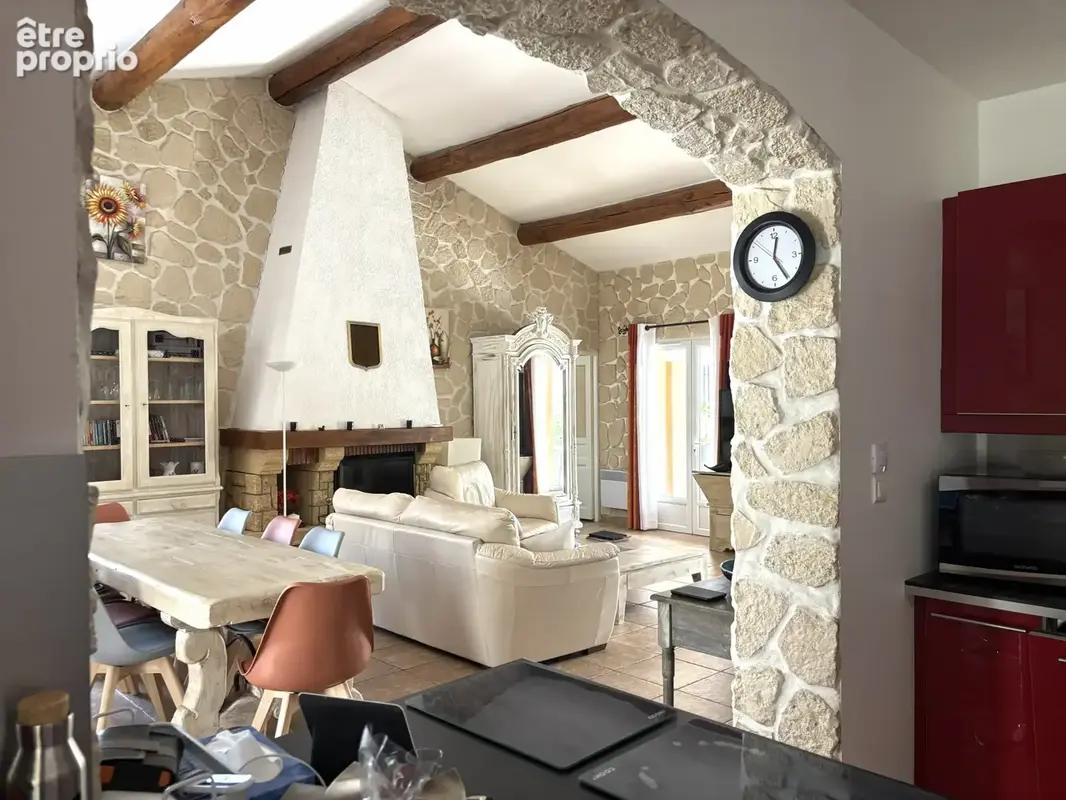 Propriété d’exception avec piscine et dépendances à Tavernes - photo 10