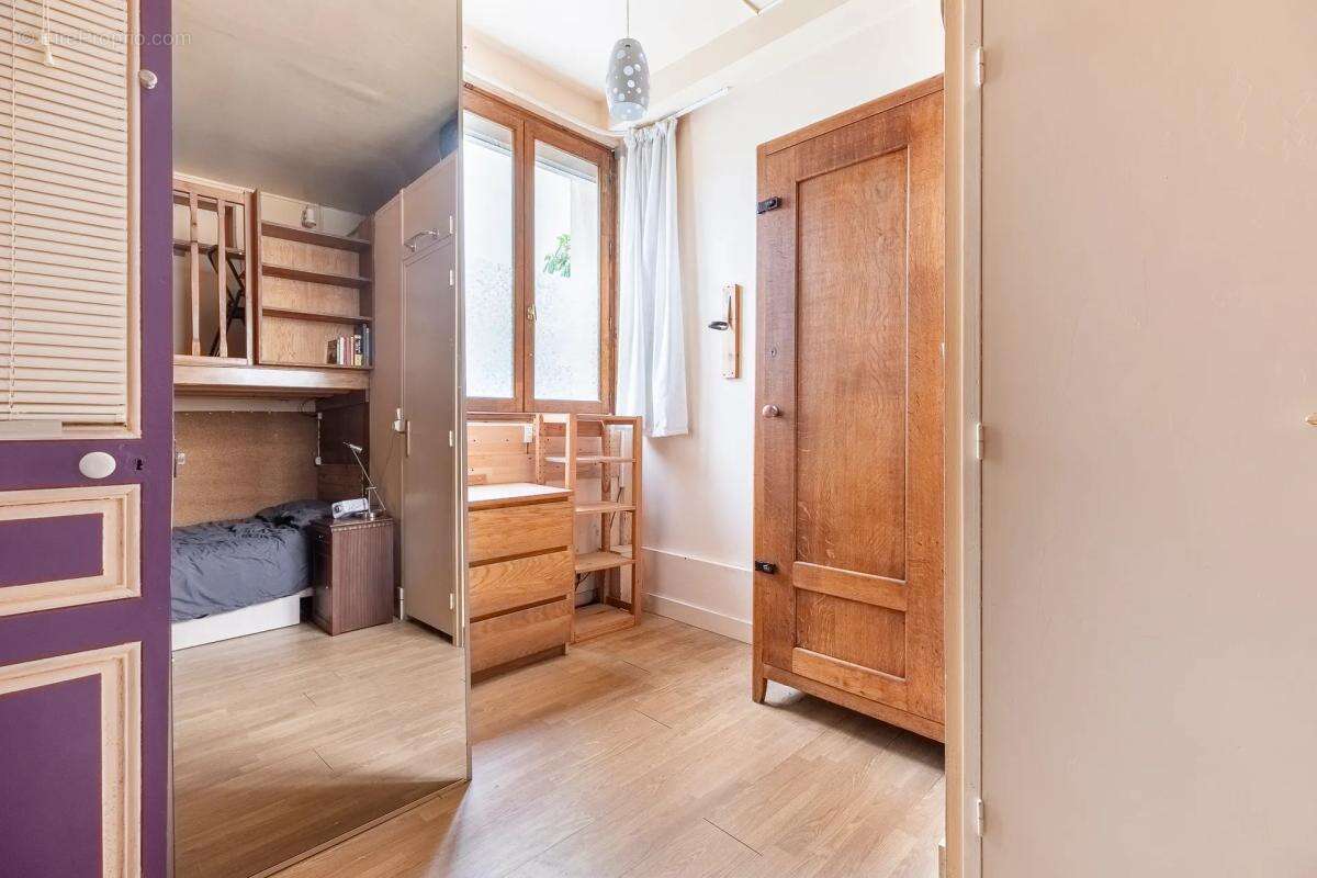 Appartement à PARIS-10E