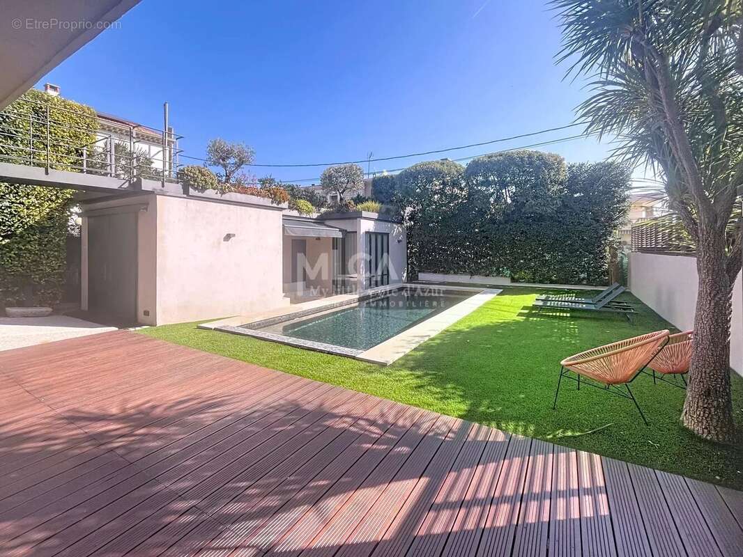 Maison à ANTIBES