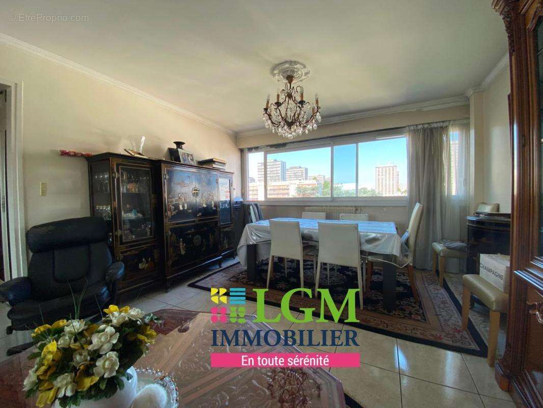 Appartement à SARCELLES