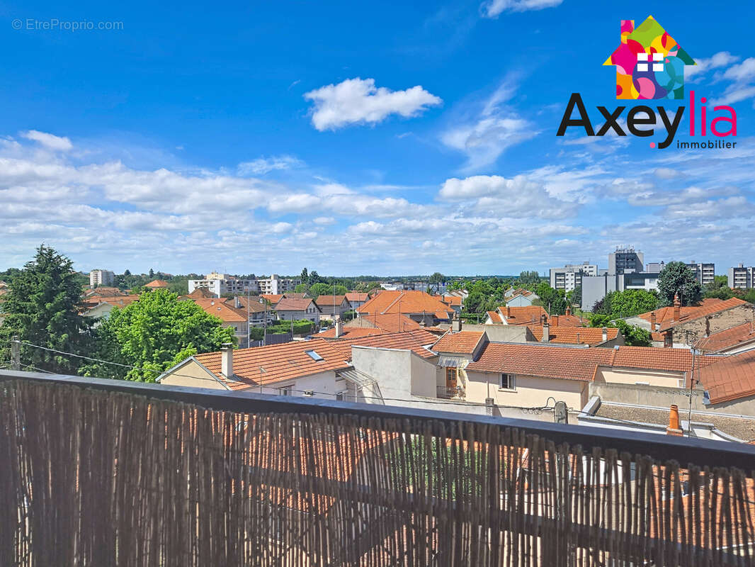 A vendre - roanne - appartement avec terrasse - photo 8