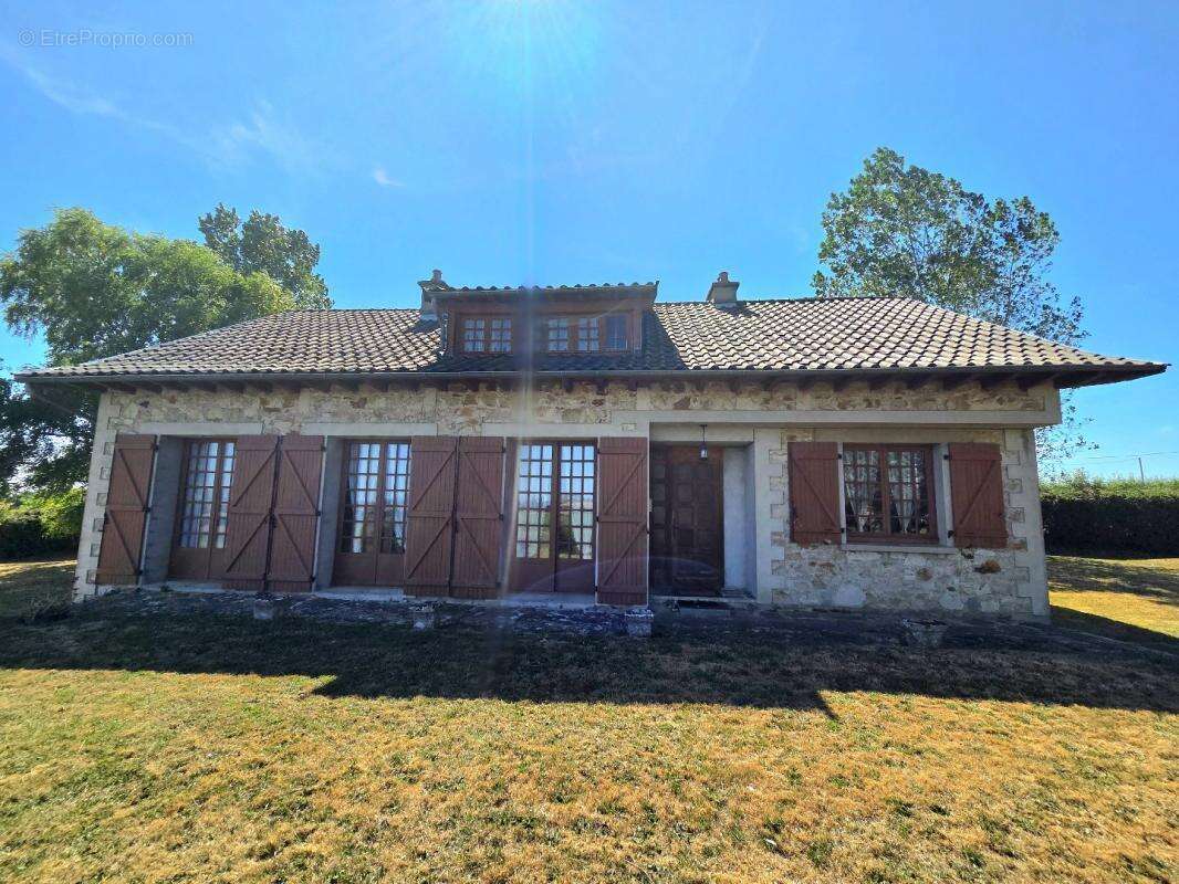 Maison à CASTANET