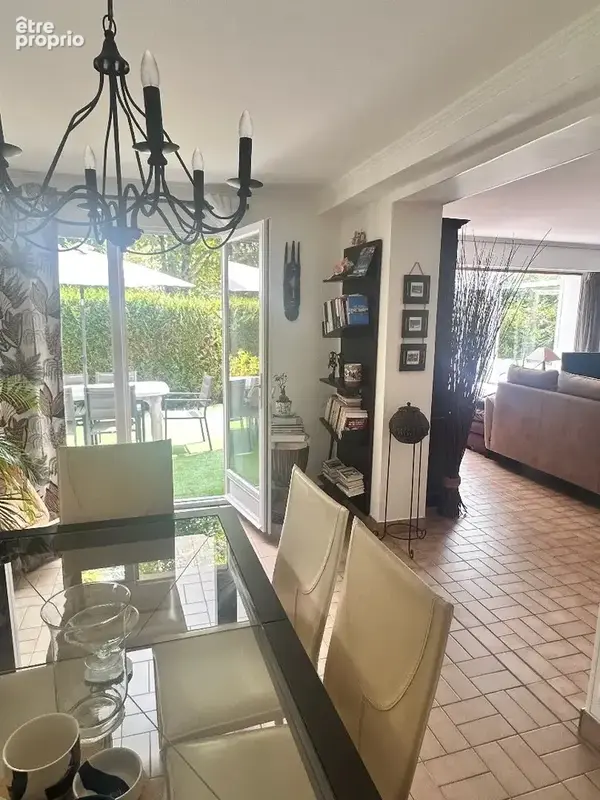 Maison 150 m² à Buc  - photo 8