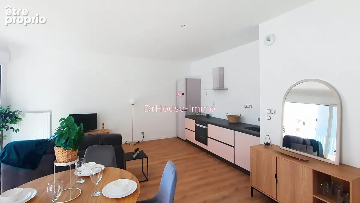 Appartement 3 pièces 65 m² à vendre à Vannes (56000) - photo 3