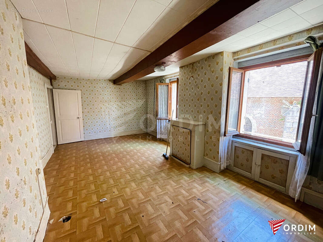 Maison à SAINT-FARGEAU