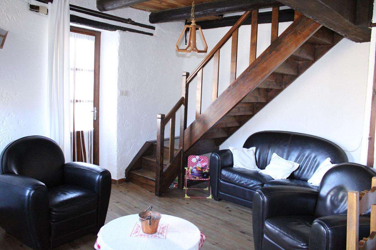 Appartement à LAVEYRUNE