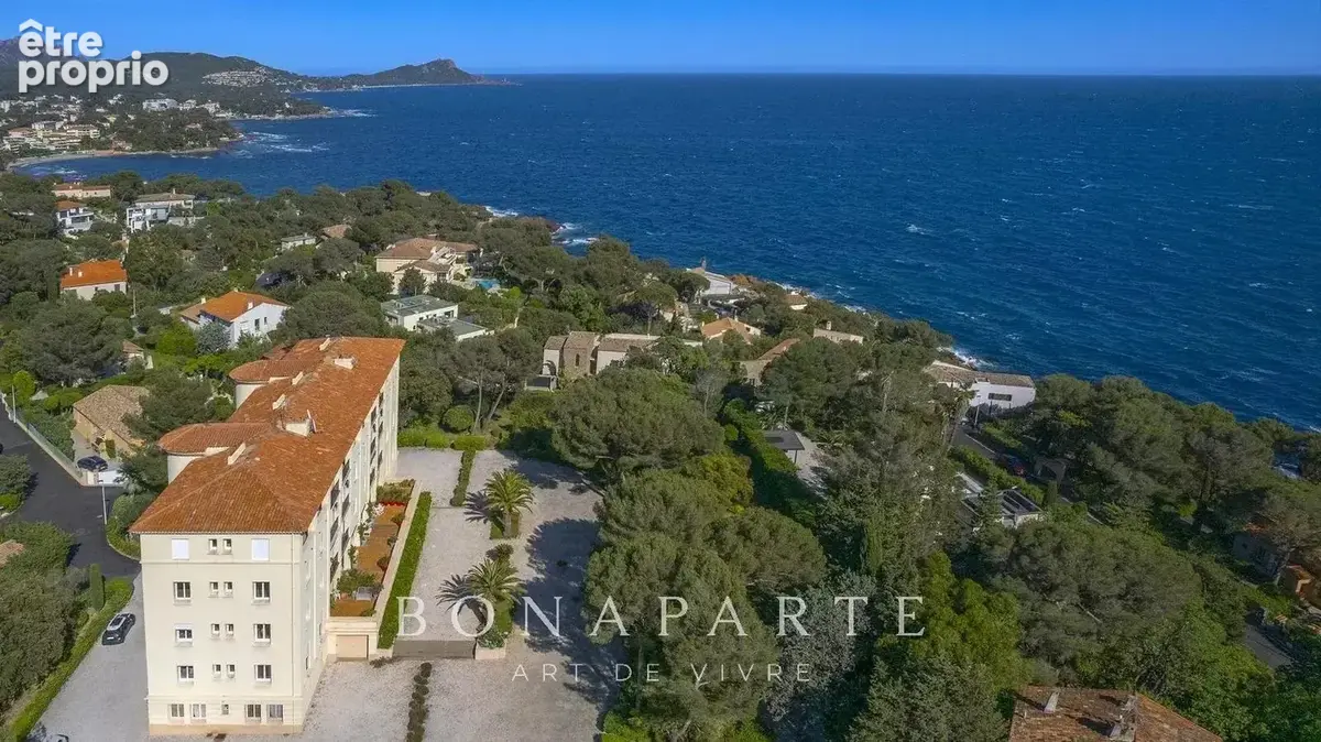 Saint-raphaël - appartement face a la mer - photo 3