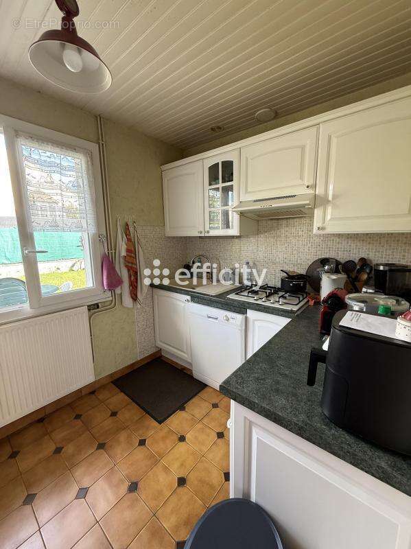 Maison à OZOIR-LA-FERRIERE