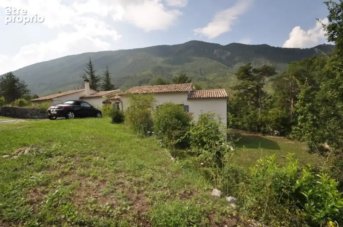Dpt Alpes de Haute Provence (04), à vendre CASTELLANE maison 5 pièces - 143 m² - Terrain de 1143 m² - Plain pied - photo 20